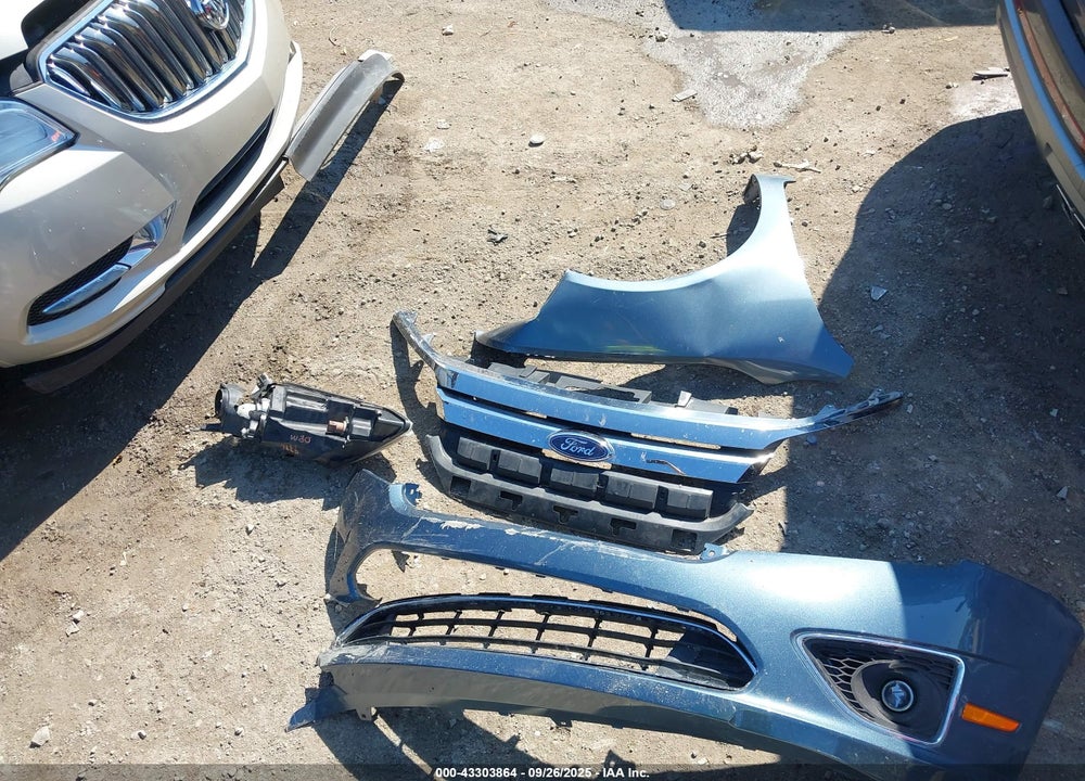 2011 FORD FUSION VIN: 3FAHP0JA3BR279166