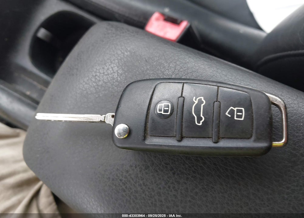 2008 AUDI A4 2.0T VIN: WAUDF78E68A122020