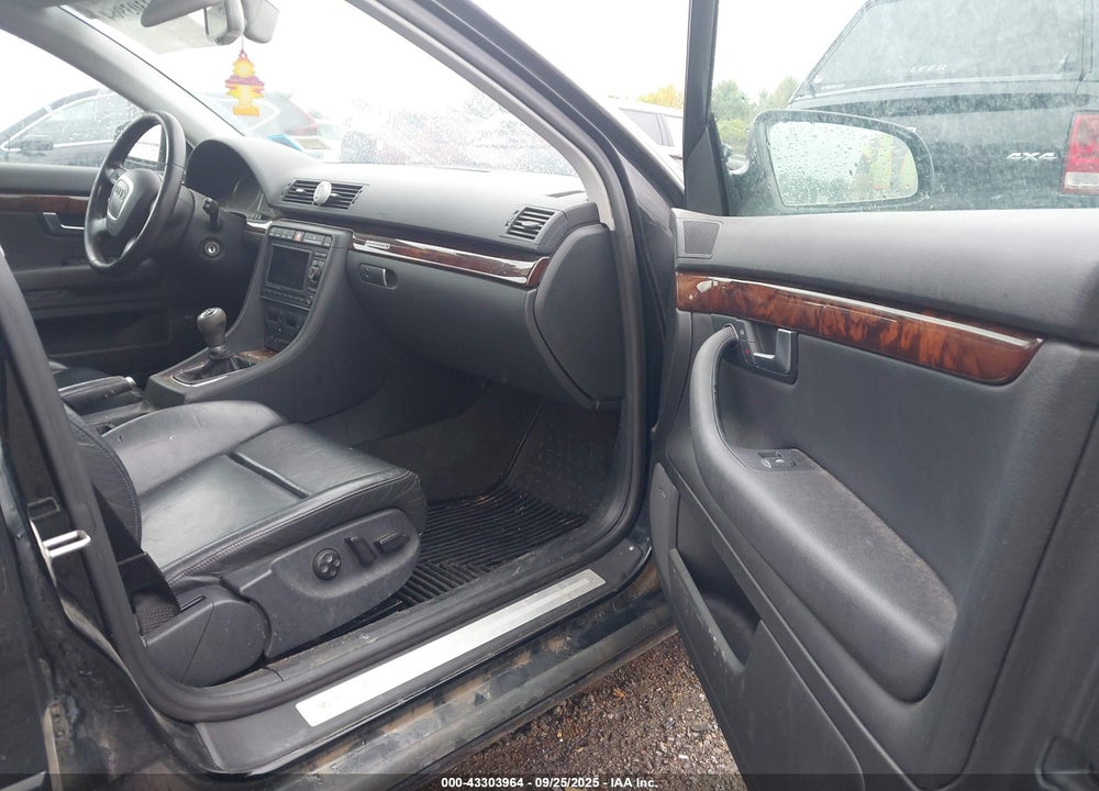 2008 AUDI A4 2.0T VIN: WAUDF78E68A122020