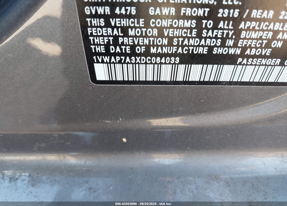 2013 VOLKSWAGEN PASSAT VIN: 1VWAP7A3XDC064033