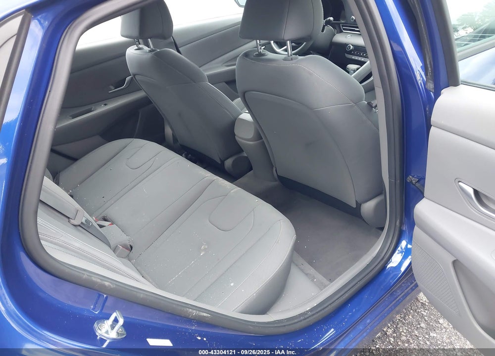 2021 HYUNDAI ELANTRA VIN: KMHLM4AG5MU066994