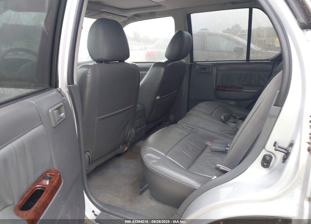 2001 HONDA PASSPORT EX/LX VIN: 4S6DM58W814407931