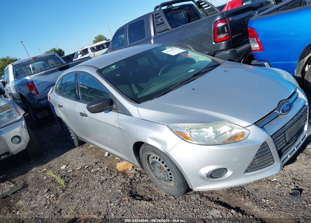 2013 FORD FOCUS VIN: 1FADP3E21DL383952