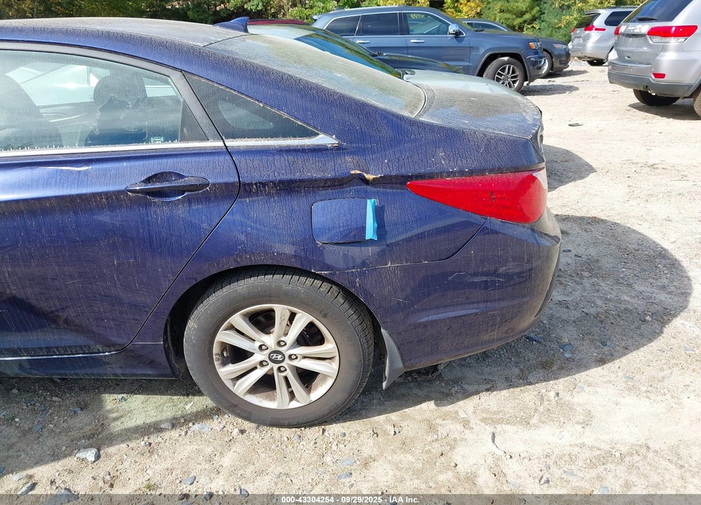 2012 HYUNDAI SONATA VIN: 5NPEB4AC6CH476566