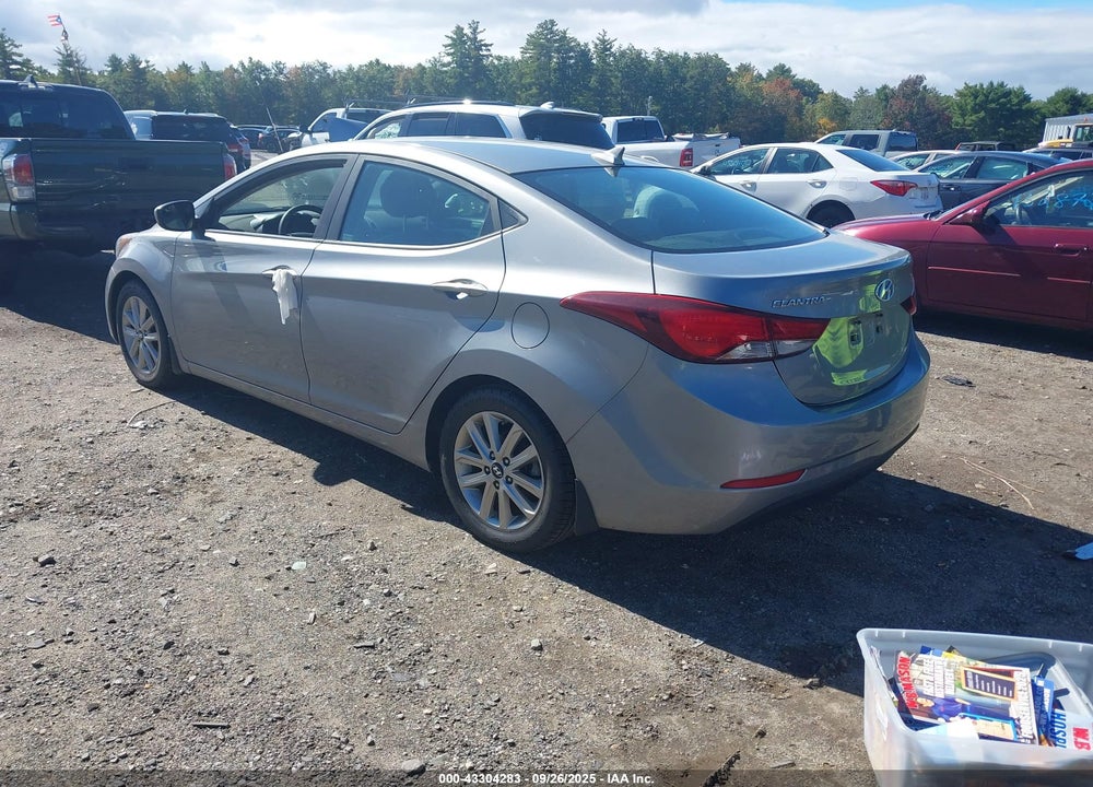 2015 HYUNDAI ELANTRA SE VIN: KMHDH4AE2FU325838