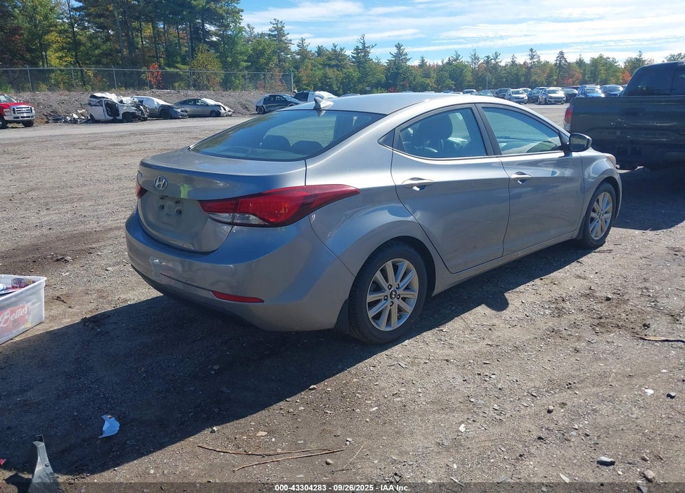 2015 HYUNDAI ELANTRA SE VIN: KMHDH4AE2FU325838