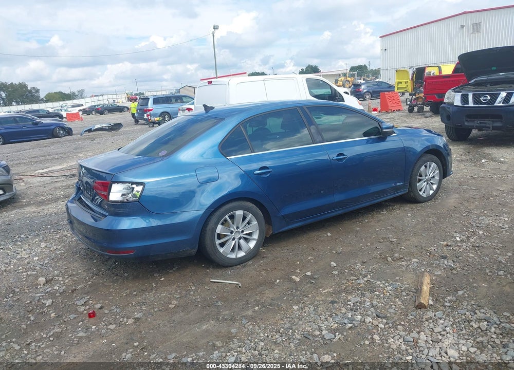 2015 VOLKSWAGEN JETTA 2.0L TDI SE VIN: 3VWLA7AJ5FM301957