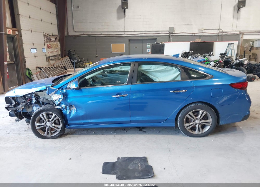 2019 HYUNDAI SONATA VIN: 5NPE34AF5KH733402