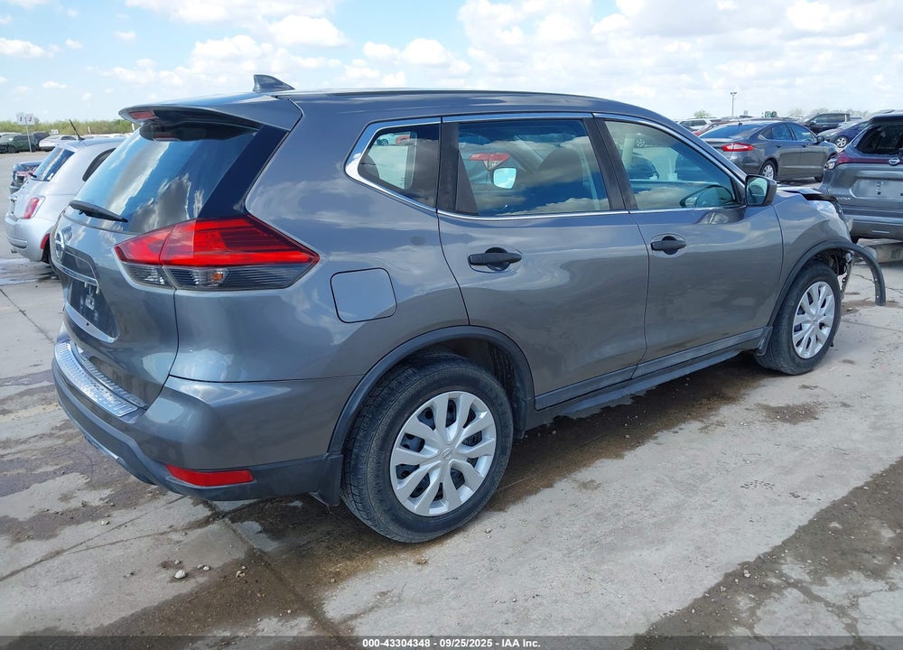 2017 NISSAN ROGUE SPORT VIN: 5N1AT2MT8HC878891