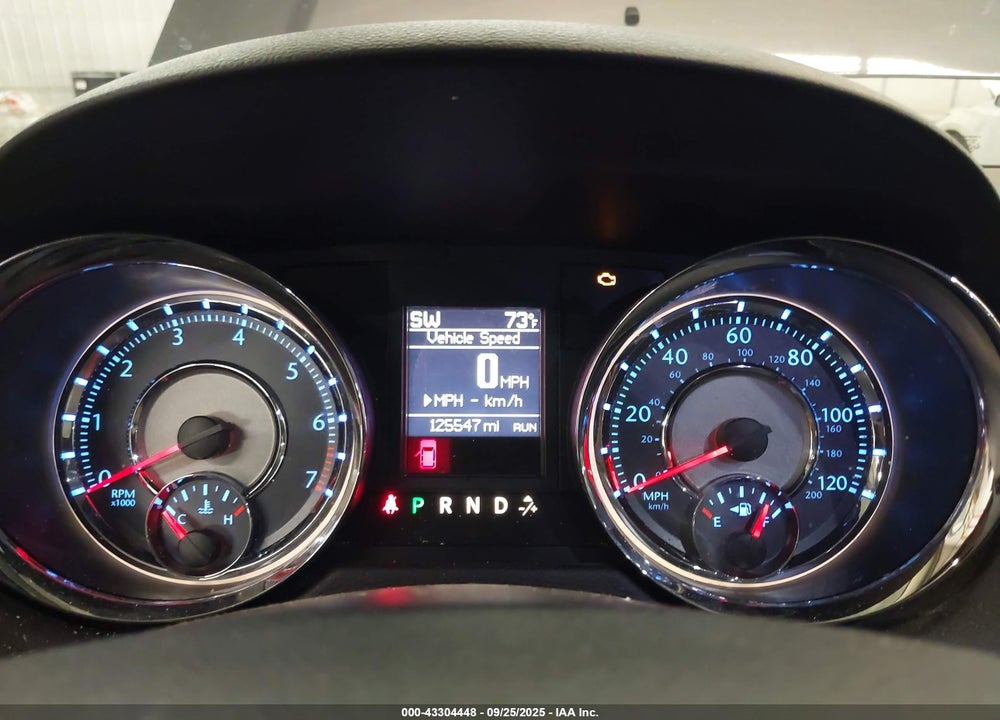 2016 CHRYSLER TOWN & COUNTRY VIN: 2C4RC1BG6GR300074