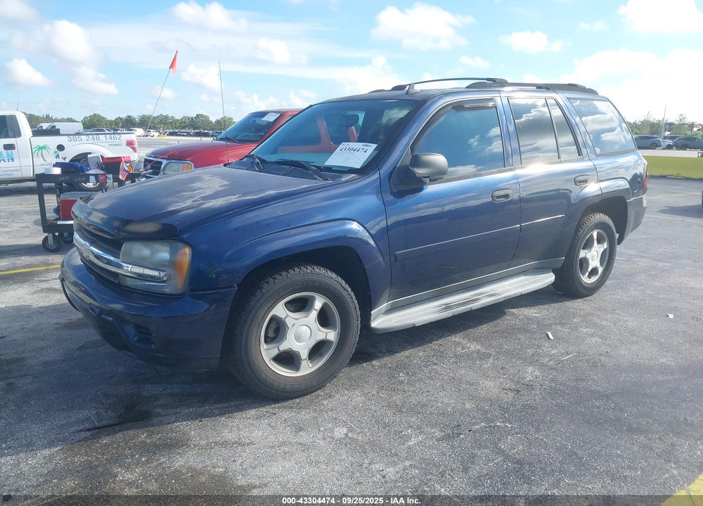 2007 CHEVROLET TRAILBLAZER LS VIN: 1GNDS13S972111912