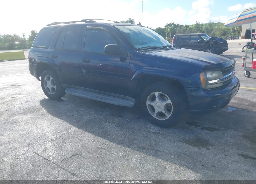 2007 CHEVROLET TRAILBLAZER LS VIN: 1GNDS13S972111912