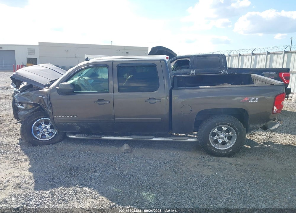 2008 CHEVROLET SILVERADO 1500 VIN: 2GCEK13M781188374