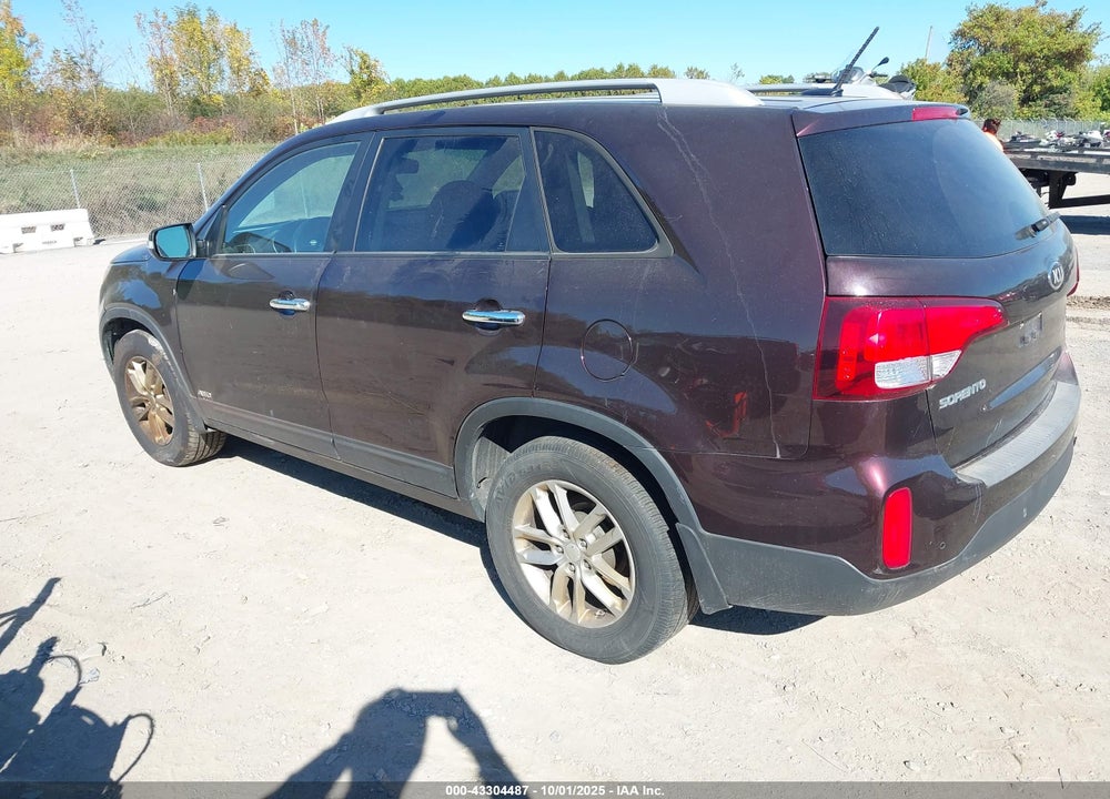 2015 KIA SORENTO VIN: 5XYKTDA79FG599860