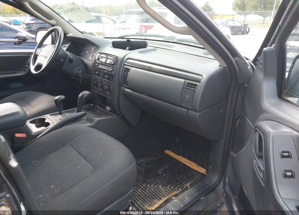 2004 JEEP GRAND CHEROKEE LAREDO VIN: 1J4GW48S84C159017