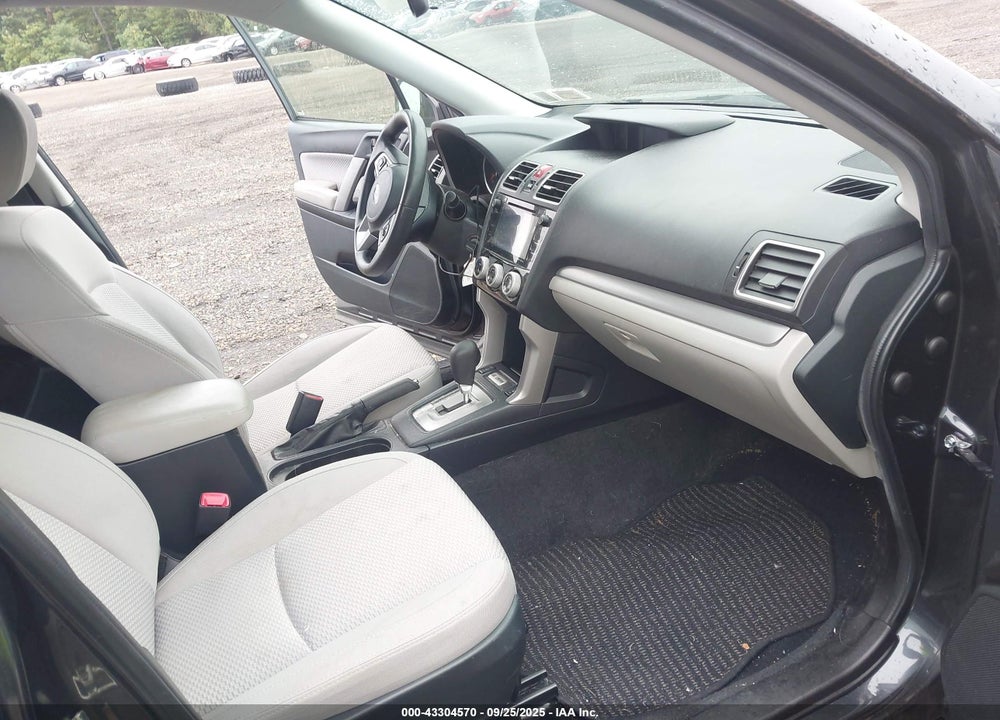 2018 SUBARU FORESTER VIN: JF2SJAEC9JH426398