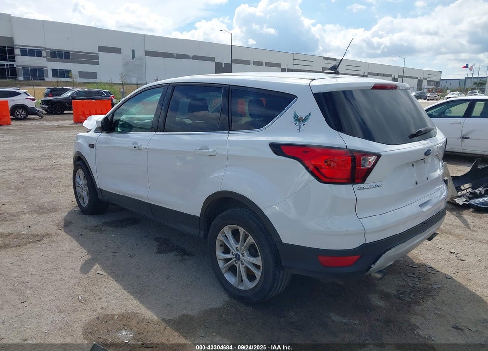 2019 FORD ESCAPE SE VIN: 1FMCU0GD4KUA64978