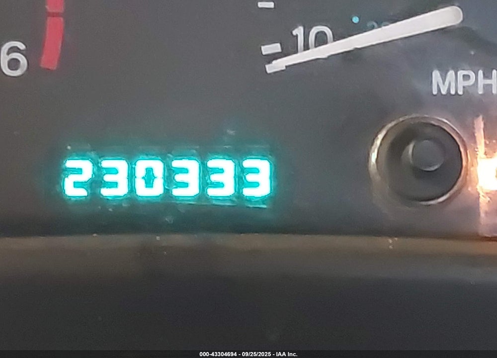 2000 JEEP WRANGLER SPORT VIN: 1J4FA49S3YP716715