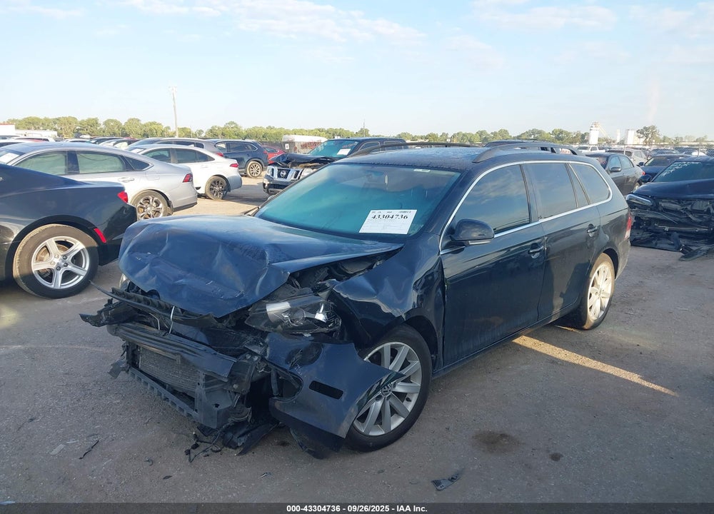 2014 VOLKSWAGEN JETTA SPORTWAGEN 2.0L TDI VIN: 3VWPL7AJ3EM608389