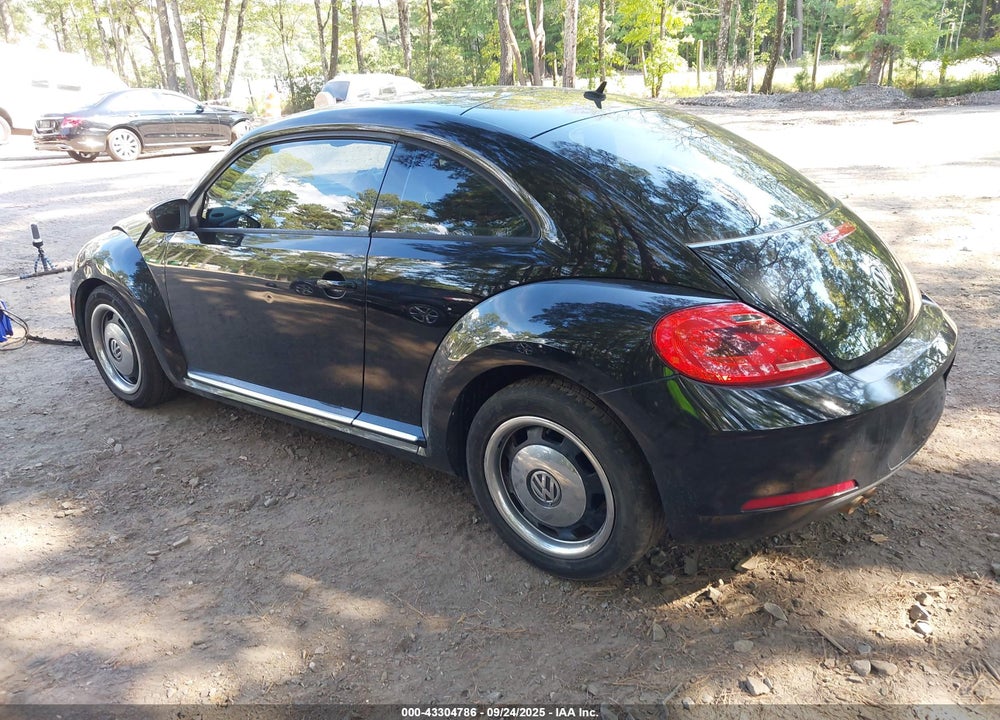 2012 VOLKSWAGEN BEETLE VIN: 3VWJP7AT8CM634141