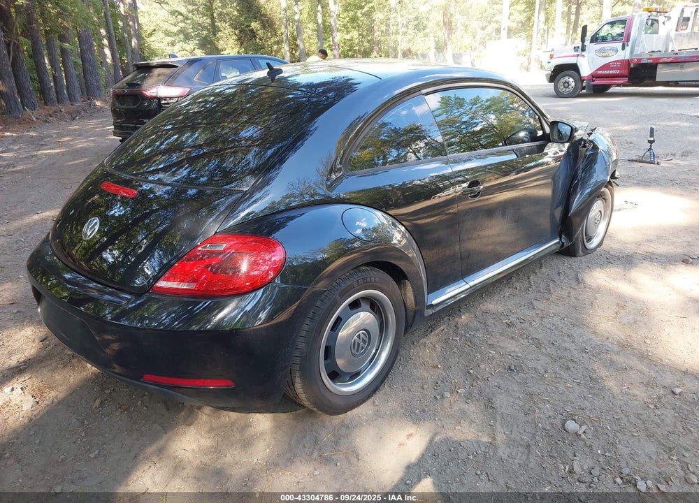 2012 VOLKSWAGEN BEETLE VIN: 3VWJP7AT8CM634141