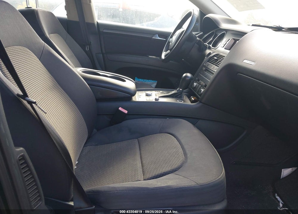 2007 AUDI Q7 VIN: WA1AY74LX7D088885