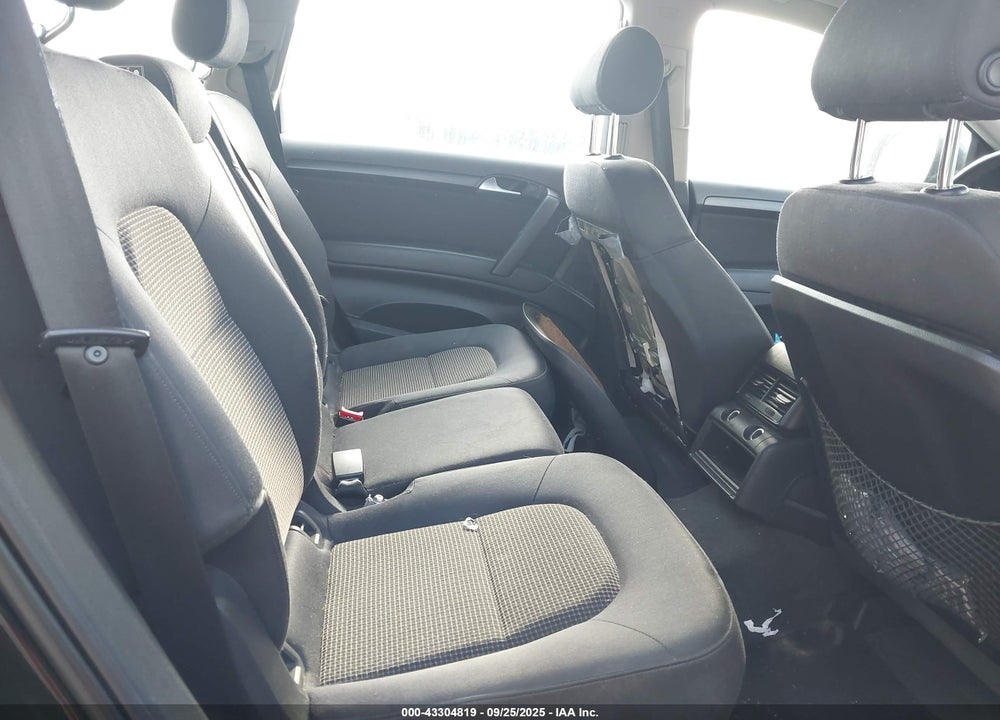 2007 AUDI Q7 VIN: WA1AY74LX7D088885