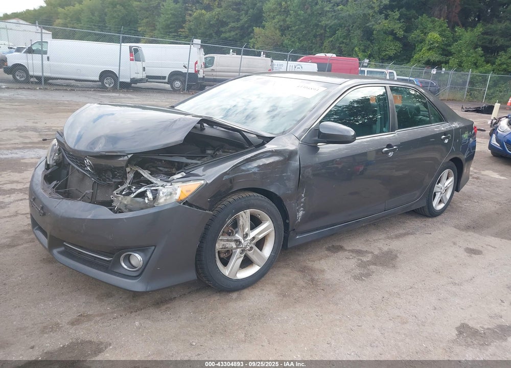 2013 TOYOTA CAMRY VIN: 4T1BF1FK2DU214584