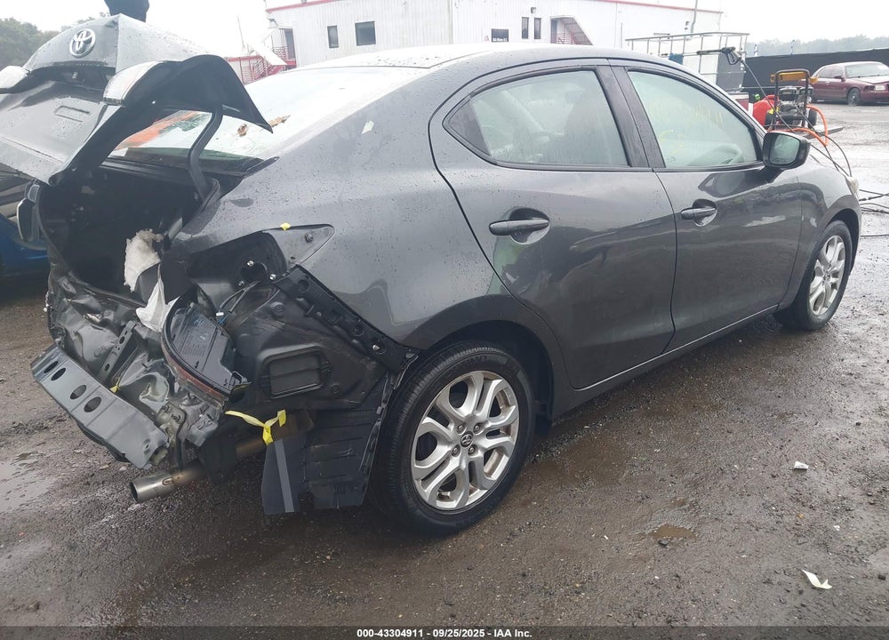 2017 TOYOTA YARIS VIN: 3MYDLBYV1HY160458