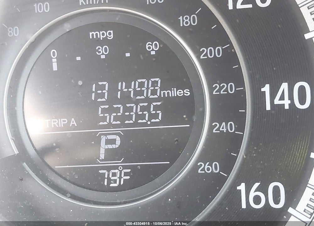 2016 HONDA ACCORD VIN: 1HGCR2F83GA188238