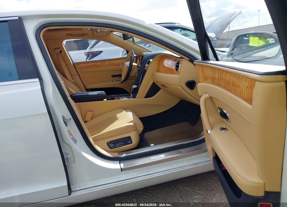 2016 BENTLEY FLYING SPUR W12 VIN: SCBEC9ZA8GC054347