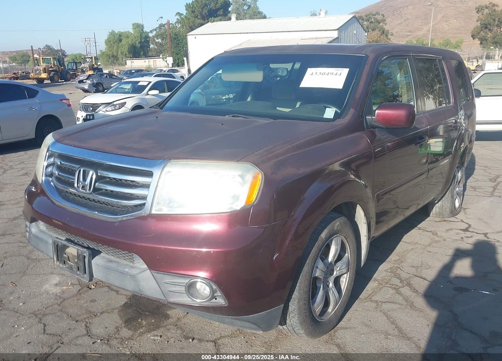 2012 HONDA PILOT VIN: 5FNYF3H64CB015876
