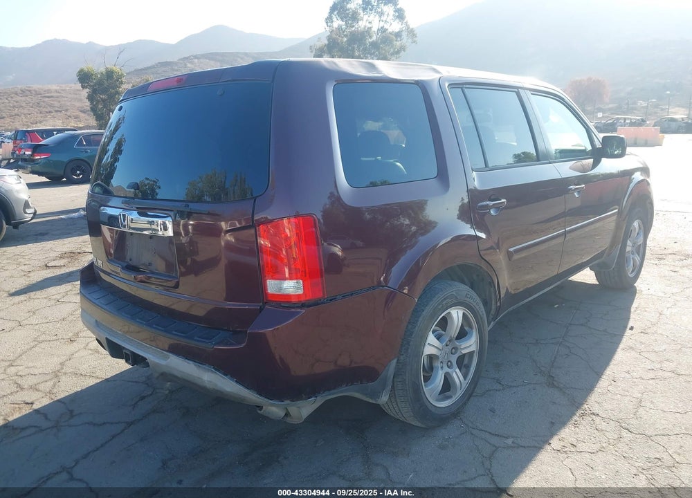2012 HONDA PILOT VIN: 5FNYF3H64CB015876