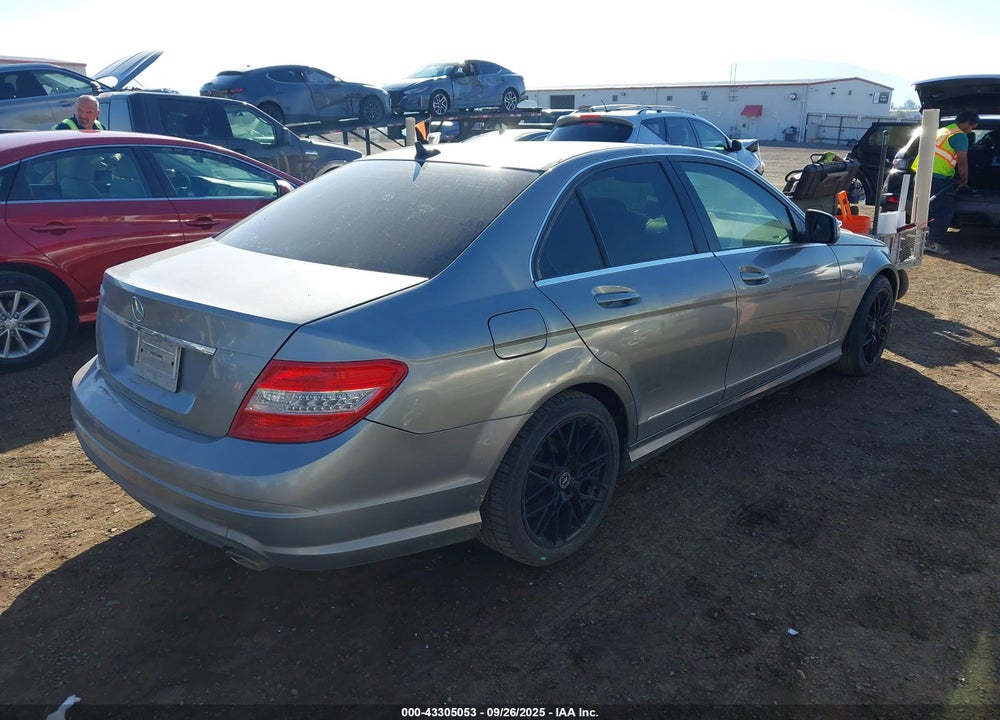 2008 MERCEDES-BENZ C 300 LUXURY/SPORT VIN: WDDGF54X68F078489