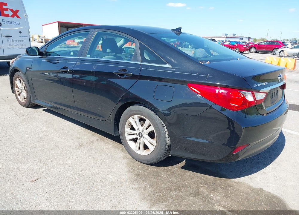 2014 HYUNDAI SONATA GLS VIN: 5NPEB4AC9EH843088