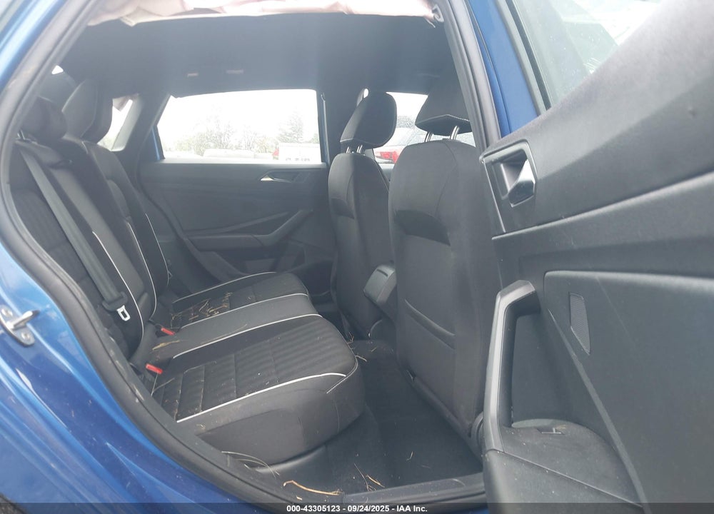 2023 VOLKSWAGEN JETTA VIN: 3VWBM7BU5PM031108