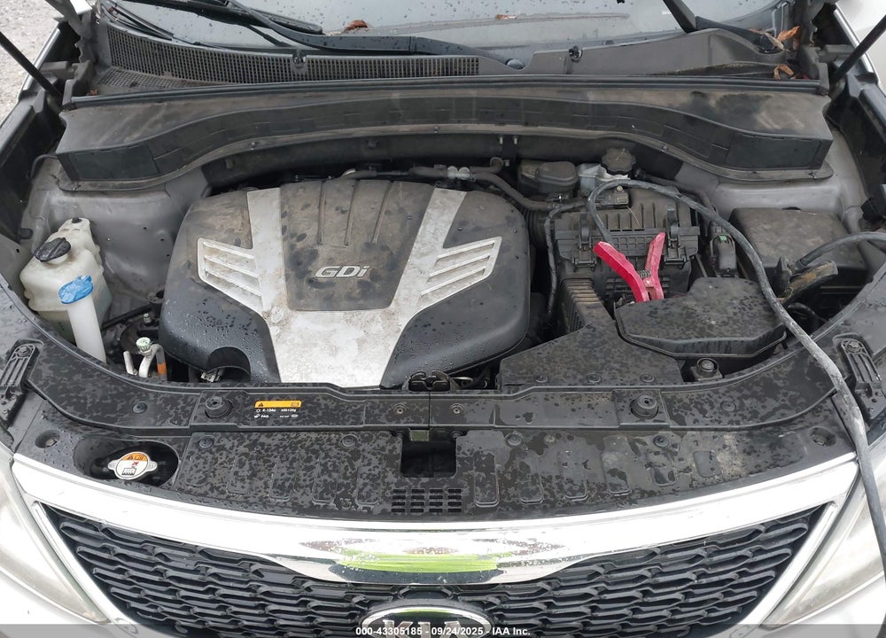 2014 KIA SORENTO LX V6 VIN: 5XYKT4A79EG425043