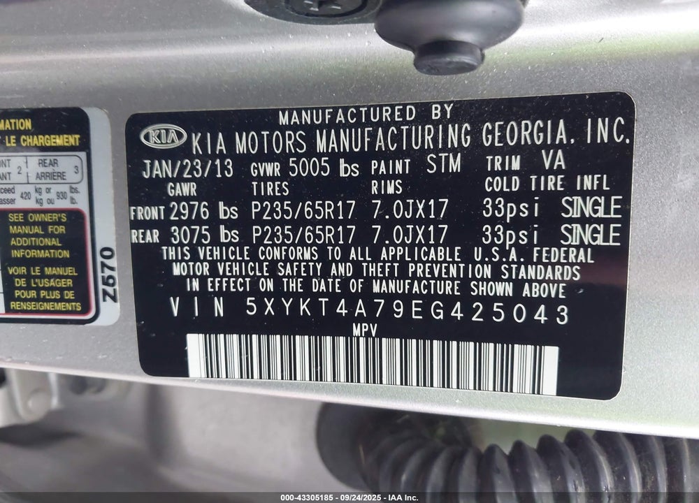 2014 KIA SORENTO LX V6 VIN: 5XYKT4A79EG425043