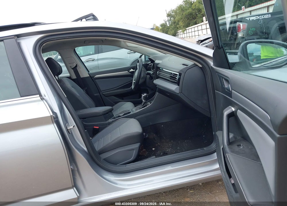 2025 VOLKSWAGEN JETTA VIN: 3VW7X7BUXSM013855