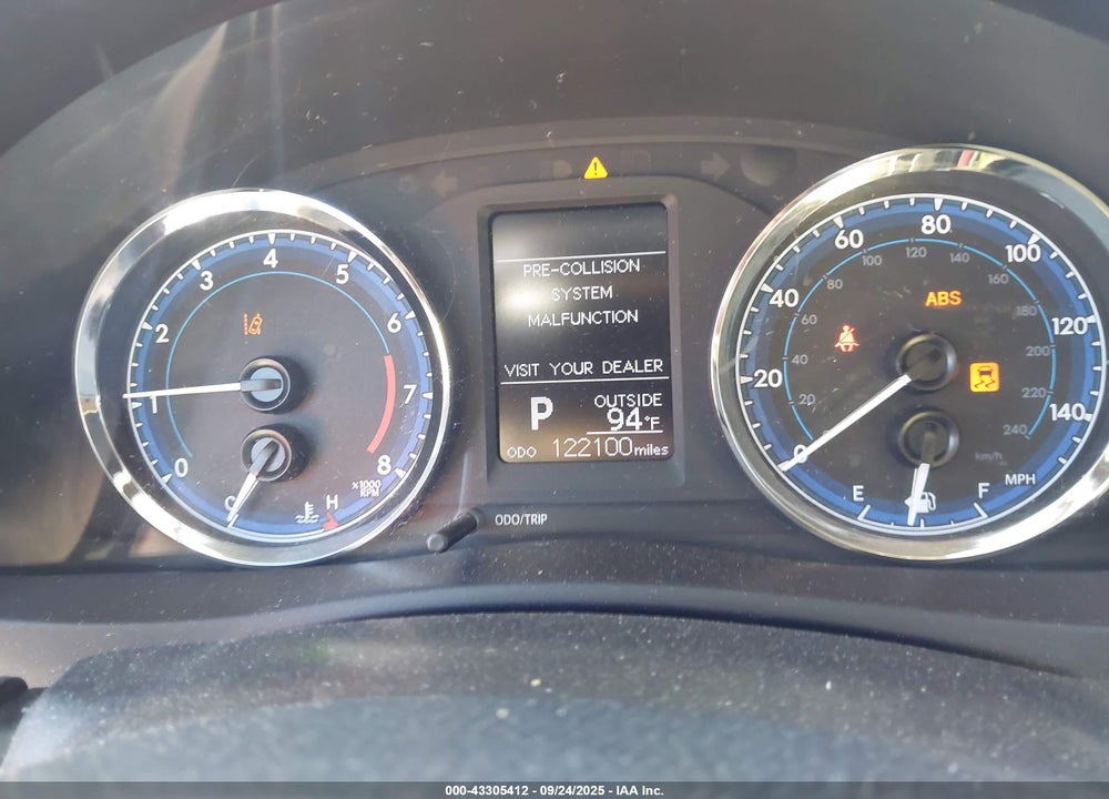 2017 TOYOTA COROLLA LE VIN: 5YFBURHE4HP609644
