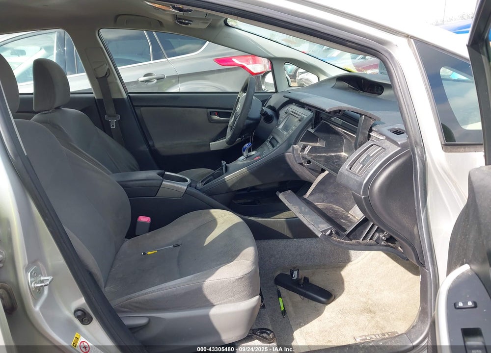 2012 TOYOTA PRIUS TWO VIN: JTDKN3DUXC5501655