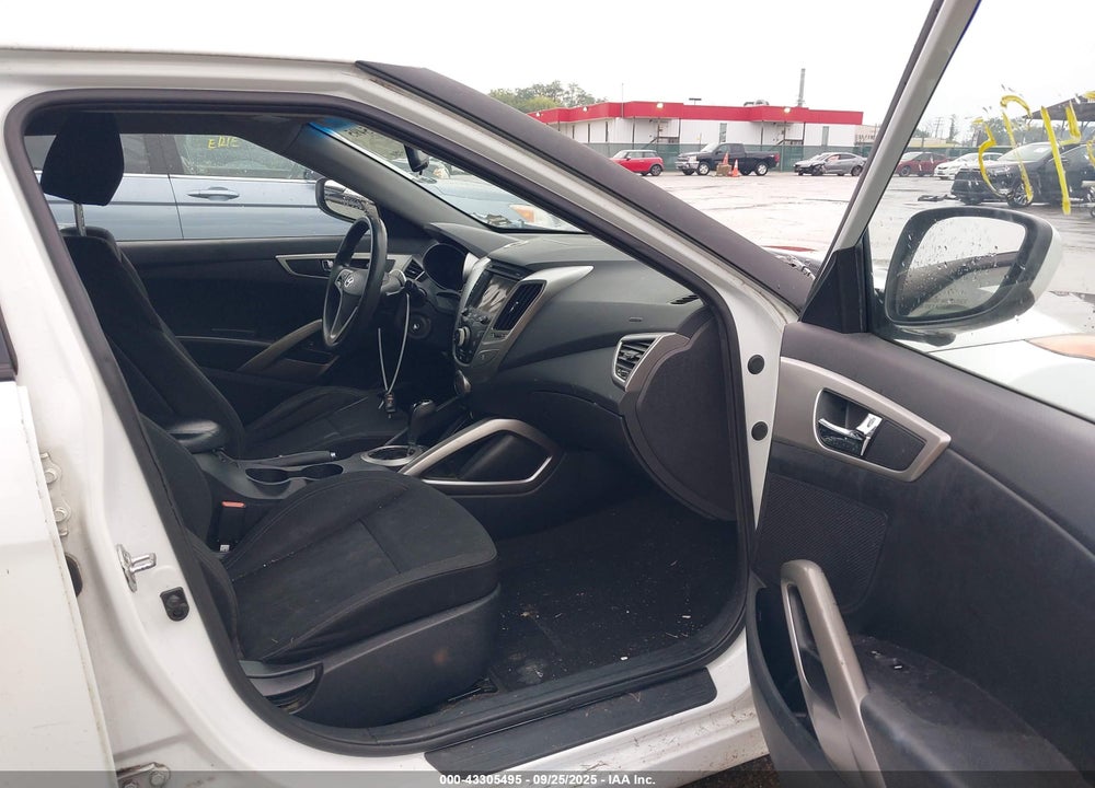 2014 HYUNDAI VELOSTER VIN: KMHTC6AD8EU194586