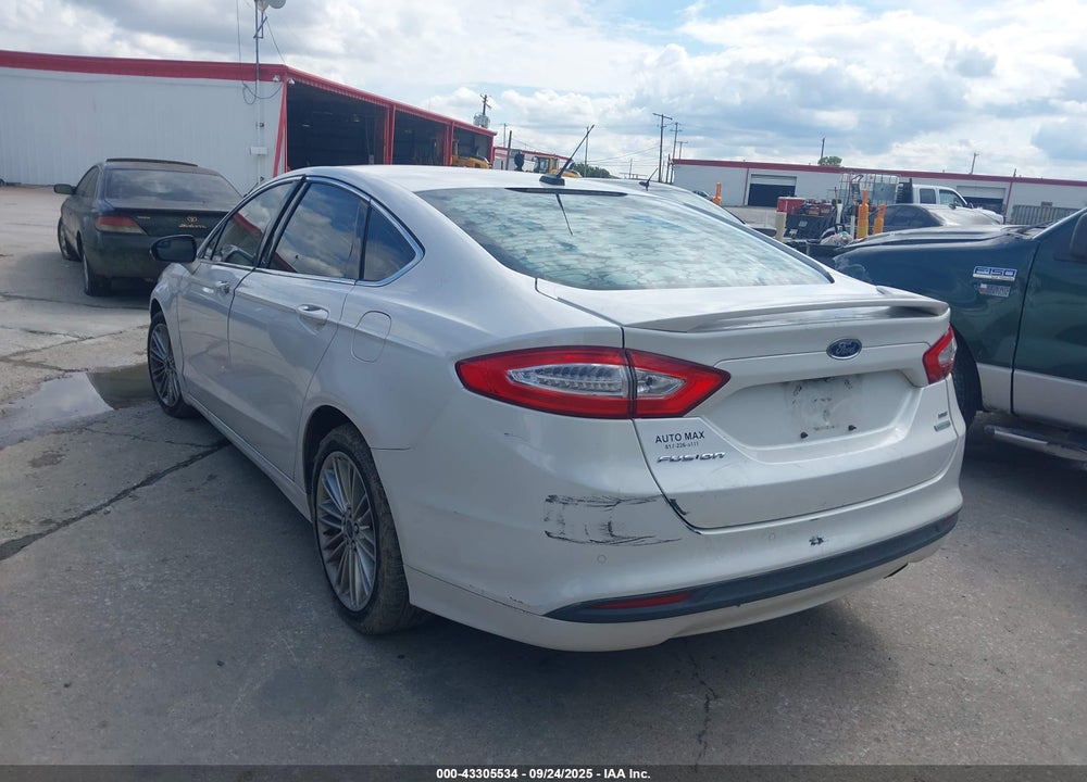2014 FORD FUSION SE VIN: 3FA6P0HD8ER133521
