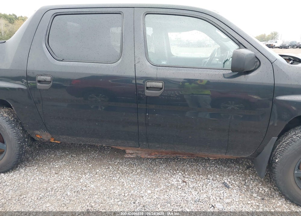 2006 HONDA RIDGELINE VIN: 2HJYK164X6H002139