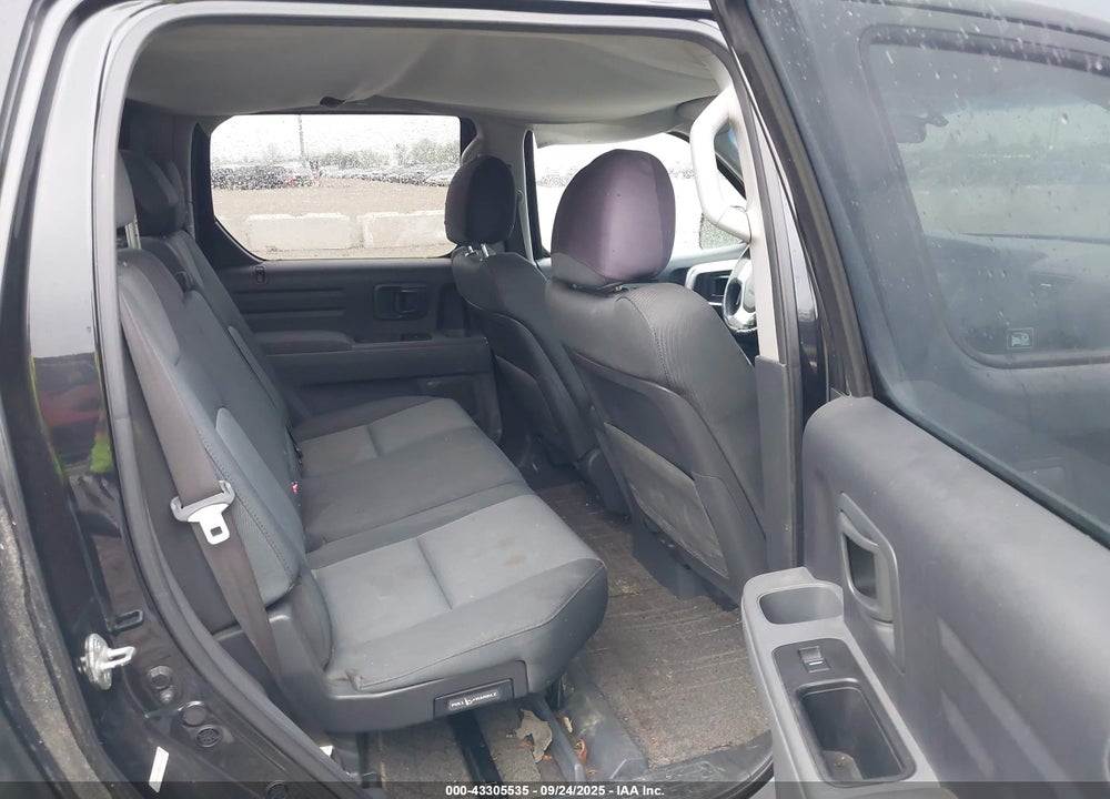 2006 HONDA RIDGELINE VIN: 2HJYK164X6H002139