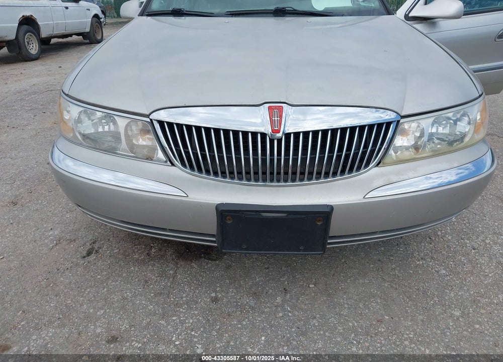 2002 LINCOLN CONTINENTAL VIN: 1LNHM97V22Y695966