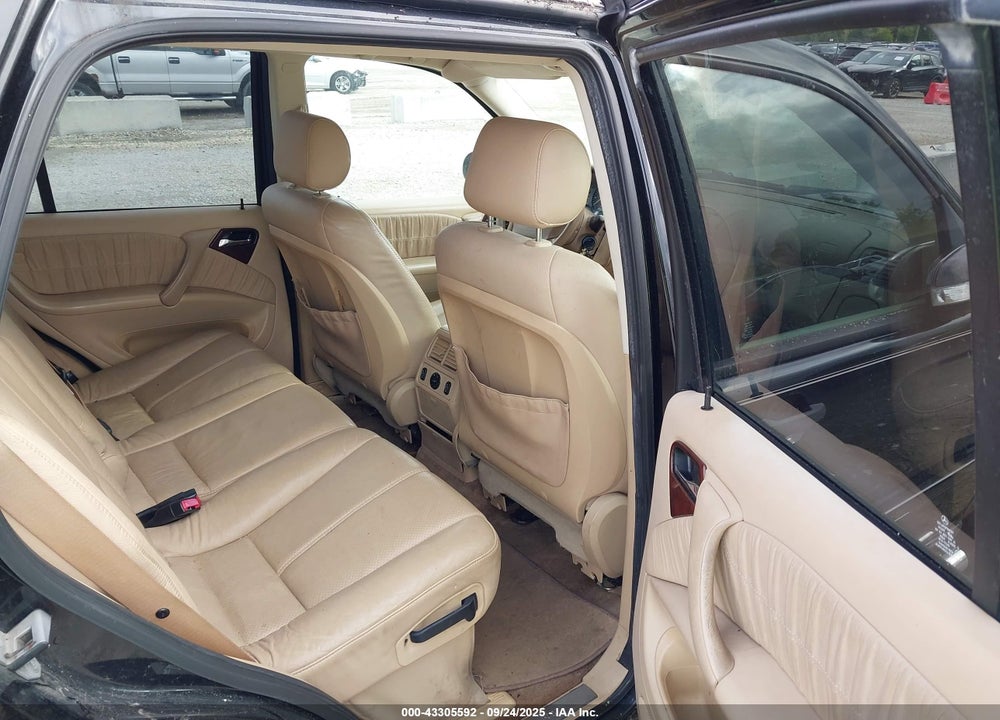 2002 MERCEDES-BENZ ML 320 VIN: 4JGAB54E92A310156