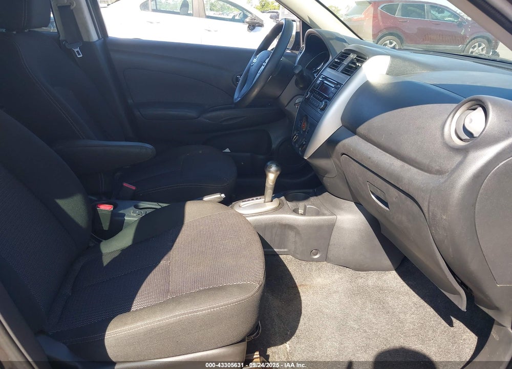2015 NISSAN VERSA 1.6 SV VIN: 3N1CN7AP3FL802799