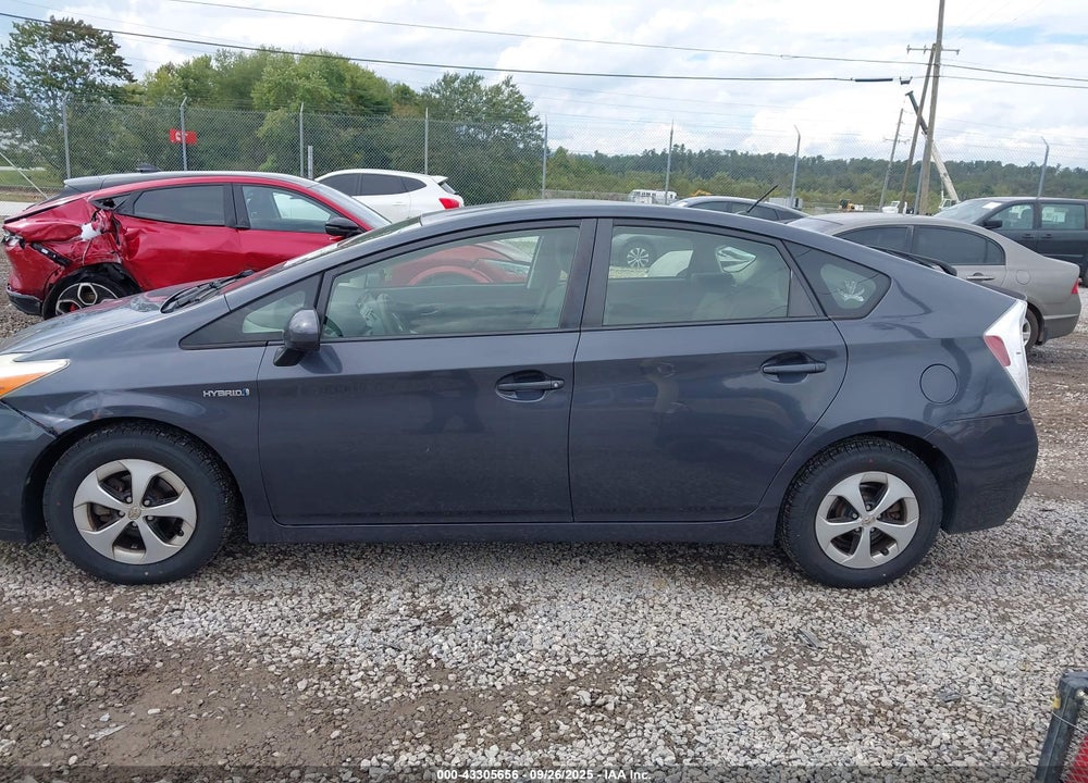 2012 TOYOTA PRIUS VIN: JTDKN3DU1C5402853