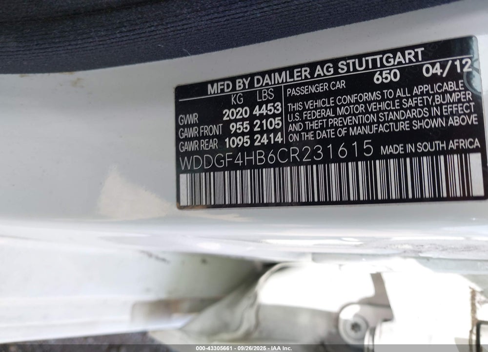 2012 MERCEDES-BENZ C CLASS VIN: WDDGF4HB6CR231615